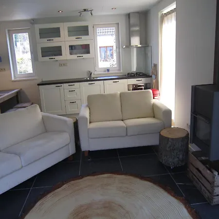 Cosy With Garden, Cleaning Included Sougne-Remouchamps