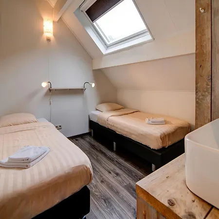 Holiday home Cosy With Garden, Cleaning Included *