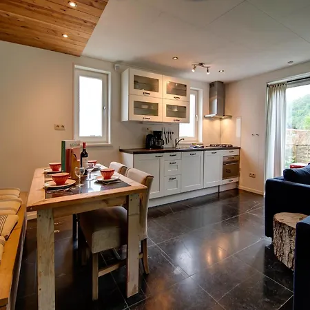Holiday Home In Remouchamps With Garden, Cleaning Included Holiday home Sougne-Remouchamps